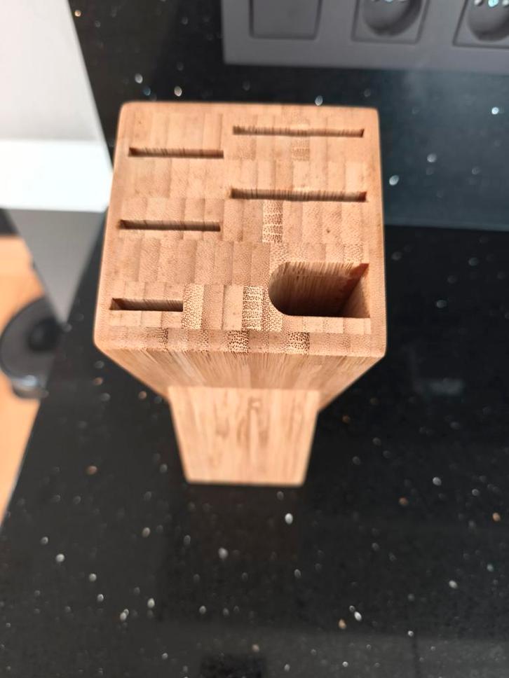 Bloc porte couteaux bambou universel design, Huis en Inrichting, Keuken | Keukenbenodigdheden, Ophalen