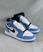 Jordan 1 University Blue maat 41- 42, Nieuw, Sneakers, Blauw, Jordan