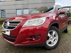 Volkswagen Tiguan 2.0 TDi 4MOTION, Auto's, Volkswagen, Automaat, Euro 5, Stof, Zwart