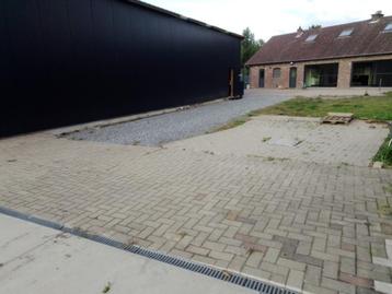 gratis 60m2 mooie betonklinkers beschikbaar voor biedingen