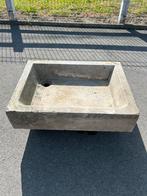 2 prachtige oude arduinen pompstenen of wasbak, Tuin en Terras, Tuinwanddecoratie, Ophalen, Gebruikt