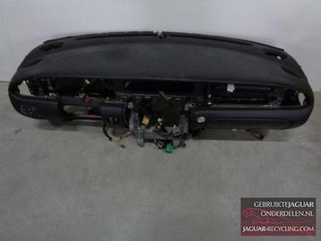 Dashboard zwart Jaguar  X350 C2C20894LEG + C2C14603LEG beschikbaar voor biedingen