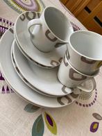 Service yong ok 2 personnes dépareillé 1tasse de trop, Collections, Porcelaine, Cristal & Couverts, Enlèvement ou Envoi