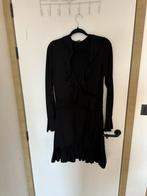 Kleedje Nikkie, Kleding | Dames, Jurken, Verzenden, Zo goed als nieuw, Maat 42/44 (L), Zwart