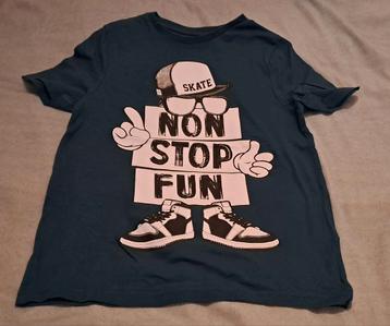 ◇ T-shirt ( Maat 134-140) beschikbaar voor biedingen
