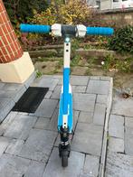 Trottinette électrique Renault Ze, Fietsen en Brommers, Ophalen, Zo goed als nieuw