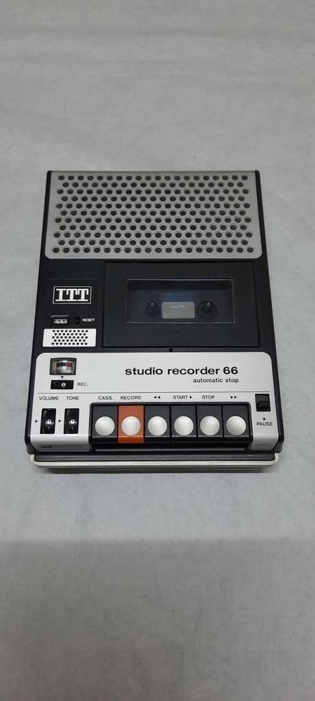 Vintage ITT Studio Recorder 66  als nieuw , + casette , 95€, Audio, Tv en Foto, Bandrecorder, Bandrecorder, Met banden, Ophalen of Verzenden