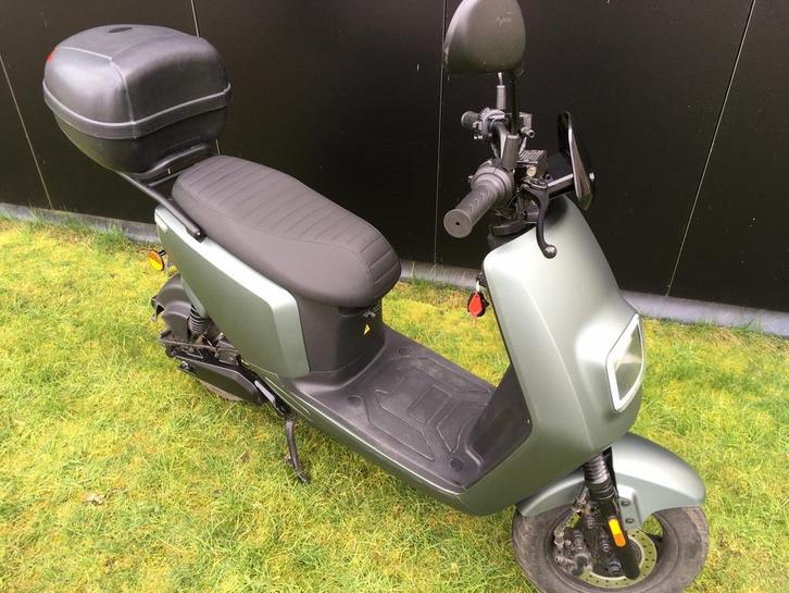 Scooter B-klasse elektrisch zo goed als nieuw!, Fietsen en Brommers, Scooters | Overige merken, Zo goed als nieuw, Elektrisch