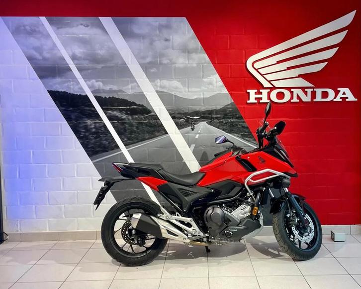 Honda NC750X DCT (bj 2025), Motoren, Motoren | Honda, Bedrijf, Overig, 12 t/m 35 kW