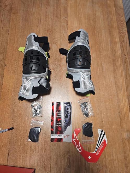 Alpinestars Bionic-7 Knee Brace Set Zo goed als nieuw, Motoren, Kleding | Motorkleding, Motorcrosskleding, Tweedehands, Ophalen of Verzenden