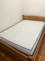 Lit en bois + matelas a vendre, Maison & Meubles, Chambre à coucher | Matelas & Sommiers, Enlèvement, Comme neuf, Matelas