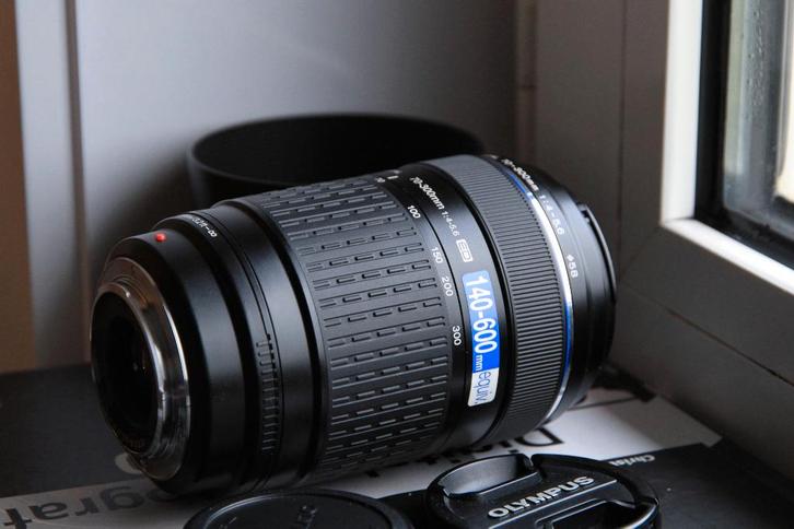 Téléobjectif Olympus 70-300 mm f/4-5,6, TV, Hi-fi & Vidéo, Photo | Lentilles & Objectifs, Comme neuf, Téléobjectif, Zoom, Enlèvement ou Envoi