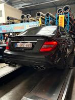 MERCEDES BENZ C200 C63 KIT BLACK EDITION️☑️, Auto's, Mercedes-Benz, Automaat, Euro 5, Achterwielaandrijving, Zwart