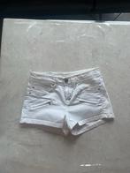 SHORTS (7) in blauwe witte rode zwarte jeans XS, Kleding | Dames, Ophalen of Verzenden, Zo goed als nieuw, Overige kleuren