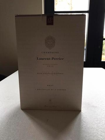Champagne Laurent Perrier 75cl avec deux verres, Enlèvement ou Envoi, Neuf, Champagne