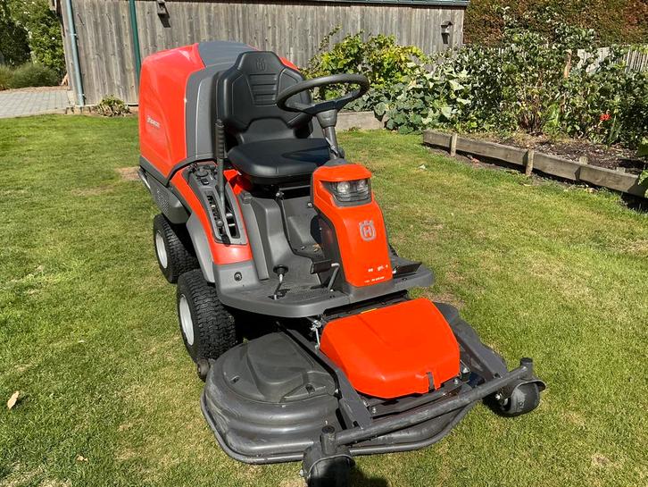 Tracteur tondeuse HUSQVARNA RC318T, Tuin en Terras, Zitmaaiers, Zo goed als nieuw, Ophalen