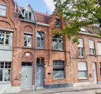 Ruime, gerenoveerde Burgerwoning met 4 slpks, 200 tot 500 m², 188 m², Brugge, 231 kWh/m²/jaar