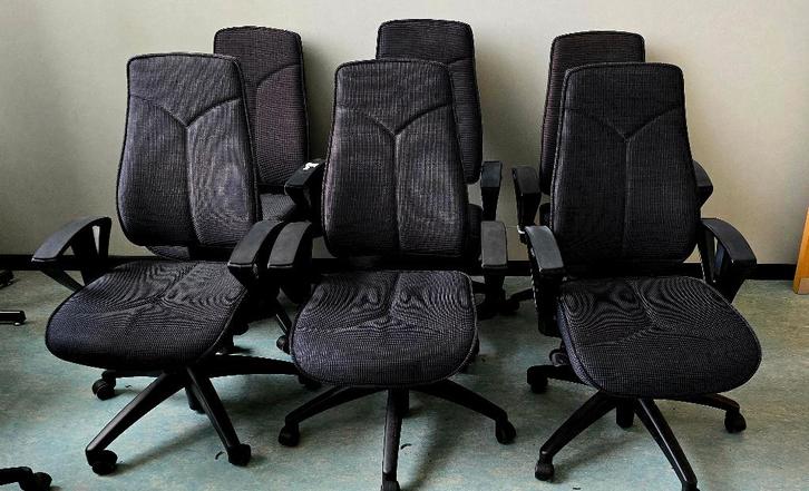 Kinnarps leren bureaustoel — ergonomisch comfort, Huis en Inrichting, Stoelen, Zo goed als nieuw, Leer, Ophalen of Verzenden