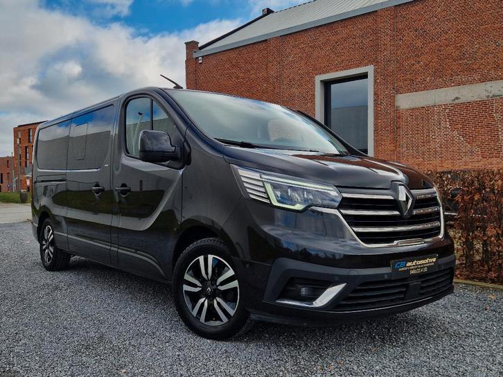 Classe spatiale 8 places Renault Trafic, Autos, Renault, Entreprise, Achat, Trafic, ABS, Caméra de recul, Phares directionnels