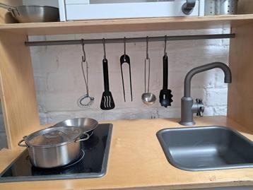 Speelkeuken IKEA met accessoires  beschikbaar voor biedingen