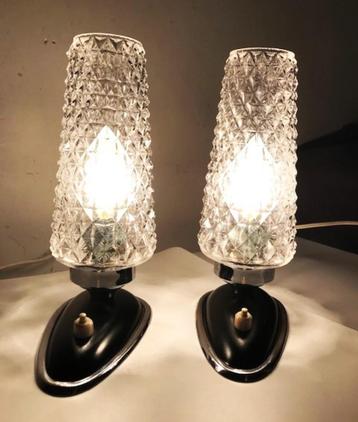 Nachtlampen beschikbaar voor biedingen