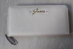 Portefeuille pour femme : marque : Guess (ÉTAT NEUF), Bijoux, Sacs & Beauté, Porte-monnaie & Portefeuilles, Enlèvement ou Envoi