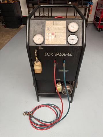 Aircovulstation vacuum pomp werkt beschikbaar voor biedingen