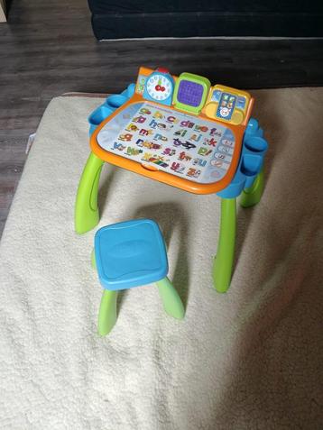 VTech bureau  beschikbaar voor biedingen