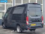 Iveco Daily 35C21 210PK Automaat Dubbellucht L2H2 ACC Navi C, Auto's, Euro 6, 4 cilinders, Iveco, Zwart