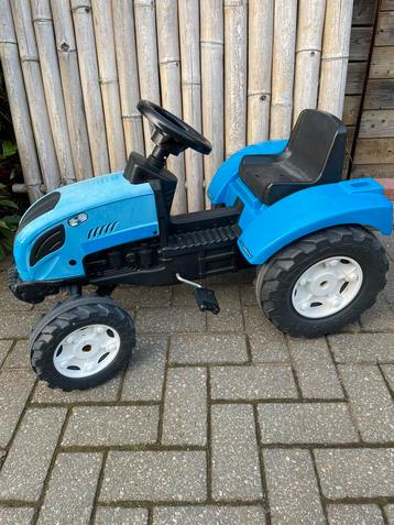 Kindertractor beschikbaar voor biedingen