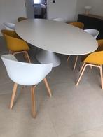 Design tafel, Huis en Inrichting, Tafels | Eettafels, Zo goed als nieuw, Ophalen, Ovaal