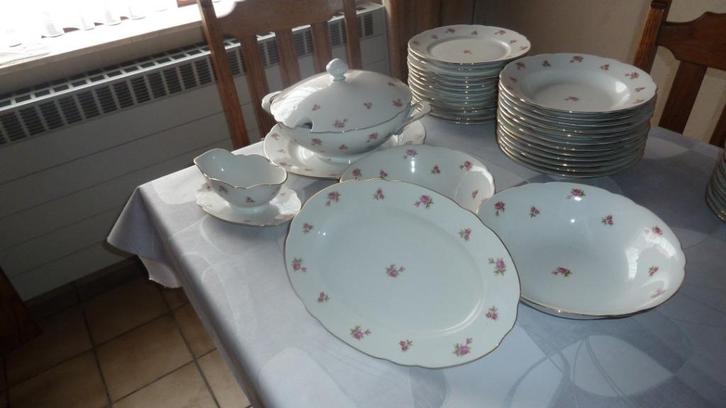 porseleinen eetservies, Antiek en Kunst, Antiek | Servies compleet, Ophalen