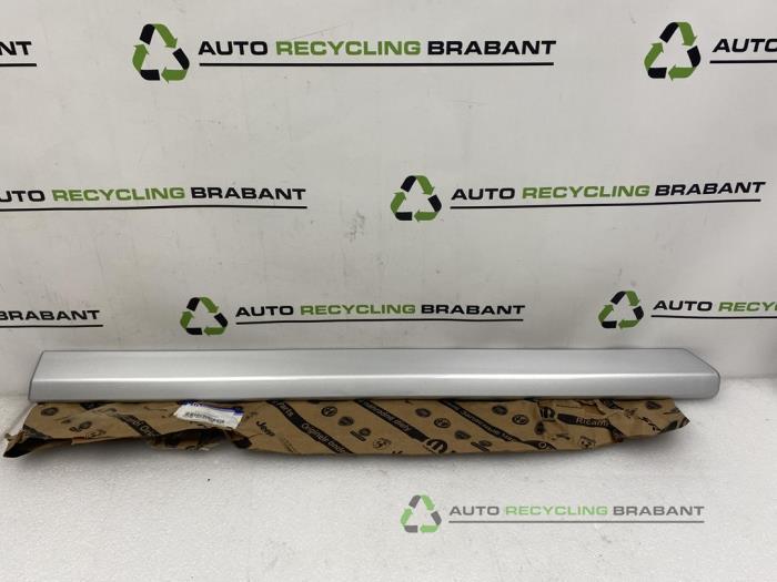 Sierstrip van een Jeep Compass, Auto-onderdelen, Carrosserie, Gebruikt, 3 maanden garantie, Ophalen of Verzenden