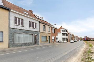 Huis te koop in Lauwe, 3 slpks beschikbaar voor biedingen
