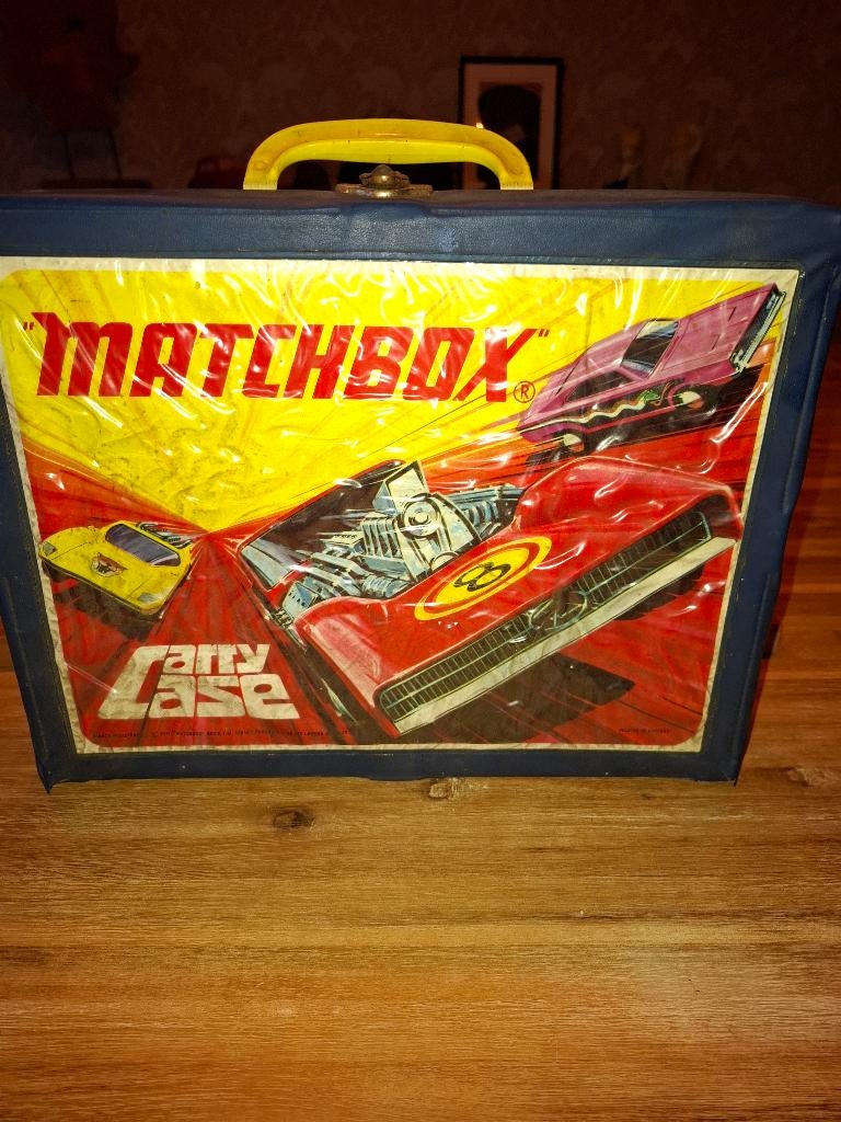 MATCHBOX KOFFERTJE + 48 AUTO S BOX3, Kinderen en Baby's, Speelgoed |Speelgoedvoertuigen, Gebruikt, Ophalen of Verzenden