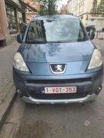 Peugeot Partner teepe 1.6 Hdi 2012, Auto's, Peugeot, Voorwielaandrijving, Euro 5, Zwart, 4 cilinders