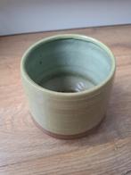 Mooie aardewerk bloempot lichtgroen, Ophalen, Gebruikt, Aardewerk, Binnen