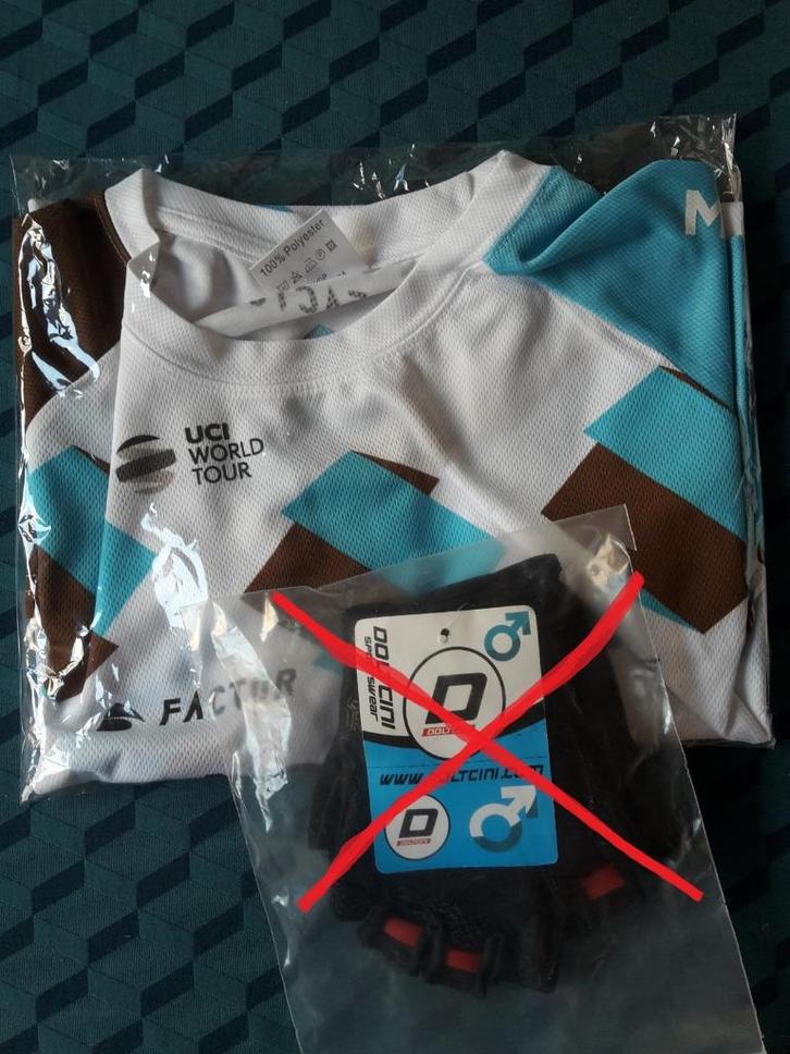 Setje fietskleding: L/XL T-shirt en Nike zonnebril, nieuw, Sport en Fitness, Wielrennen, Nieuw, Kleding, Ophalen of Verzenden