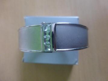 Zilveren armband met strass en geïntegreerd horloge beschikbaar voor biedingen