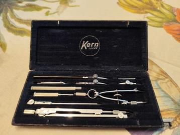 Kern Swiss tekenset (passer) beschikbaar voor biedingen