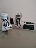 Wekkerradio met telefoon, Télécoms, Téléphones fixes | Combinés & sans fil, 2 combinés, Enlèvement, Utilisé