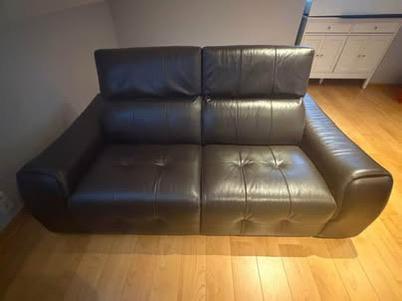 Canapé Château d’Ax 2 places en cuir + dossiers inclinables, Huis en Inrichting, Zetels | Zetels, Zo goed als nieuw, Tweepersoons