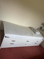 Bed + matras, Huis en Inrichting, Slaapkamer | Bedden, Ophalen, Zo goed als nieuw