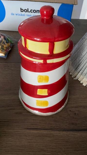 vuurtoren bewaarpot beschikbaar voor biedingen