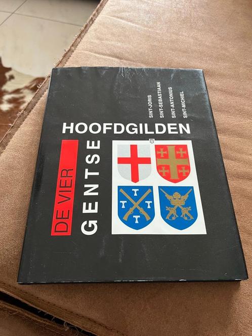 De vier Gentse Hoofdgilden - Beatrix Bailleul, Boeken, Geschiedenis | Stad en Regio, Gelezen, 15e en 16e eeuw, Ophalen of Verzenden