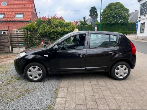 Dacia sandero 1.2 benzine 102000 km 09/2012 airco, Auto's, Dacia, Particulier, Te koop, Sandero, ABS, Airbags, Airconditioning