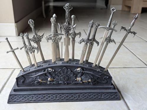 Cijfers, Verzamelen, Beelden en Beeldjes, Zo goed als nieuw, Fantasy, Ophalen of Verzenden