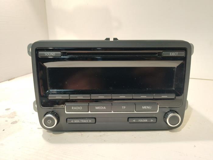 Radio CD Speler van een Volkswagen Polo, Auto-onderdelen, Elektronica en Kabels, Volkswagen, Gebruikt, 3 maanden garantie, Ophalen of Verzenden
