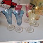 6 petits verres colorés en bon état, Ophalen of Verzenden, Zo goed als nieuw