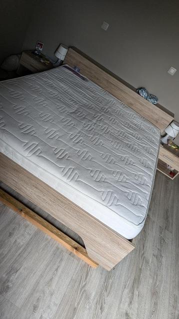 Matelas beschikbaar voor biedingen